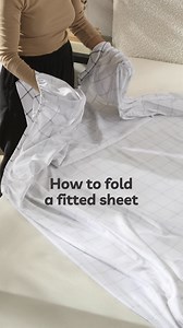2.2K reactions · 49 shares | We’ve got another hack! Fold your fitted sheets with ease. Just follow these simple steps. And remember, when it comes to stylish and affordable bedding, we’ve got you covered. Check print fitted sheets From R89.99 STYLE: EKX96, EKX97, EKX98, EKX99, EKY01 Browse the range: https://bit.ly/4m86Hyd | PEP Home | Facebook