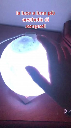 Aesthetic Light Diffuser with Color Changing Features