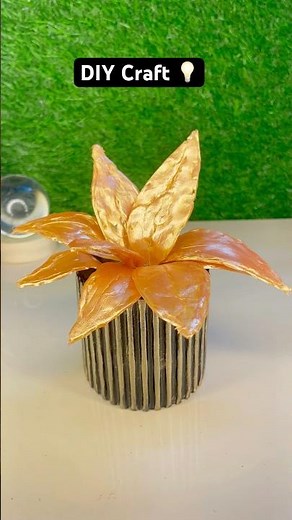 How to make golden vase using hot glue | DIY craft ideas