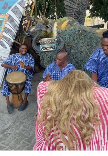 Rebo's New Hairstyles and Live Updates