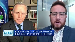 The oil market is a bit oversold right now, price should be between $70 and $75 a barrel, analyst says