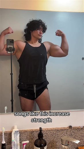 skkkfy (@skkkfy)’s videos with supalonely longer version - lovdfilmz