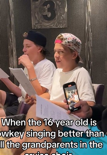 Help #funny #opera #sing #choir #teens