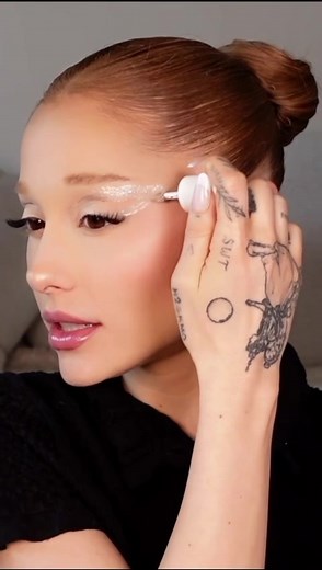 why not? ♡ shop ari’s effortless look using our starlet liquid eyeshadow in shade “horoscope” | rem beauty