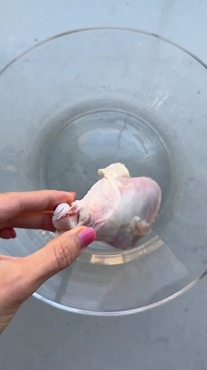 Feel Good Foodie Mediterranean Staple #5: Sumac!! Sumac is a reddish-purple spice made that’s warm and has a tart-lemon taste, so it’s a great way to add a punch of flavor and brightness to any Mediterranean meal without using extra liquid like vinegar or lemon juice. I use it with in this chicken recipe and on top of the sweet potatoes, but it’s also great on garlic bread, in salads, eggs and even dessert ;) Recipe in my cookbook, available now for preorder! Cookbook linked in my bio.