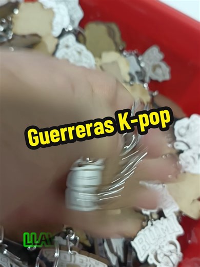 llaveros MDF blanco llaveros MDF sublimado #llaverosmdfblanco#llaverossublimados#llaverosguerreraakpop#guerreraskpop💕🥰 #lapaz_bolivia🇧🇴