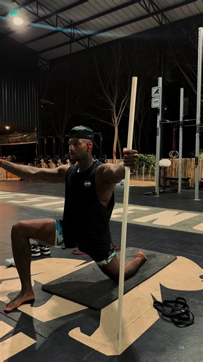 This isn’t fitness. This is Primal Play. Strength. Rotation. Power. Control. You in? #phuket #phuketthailand #fitnessstreetphuket #onlinetrainer