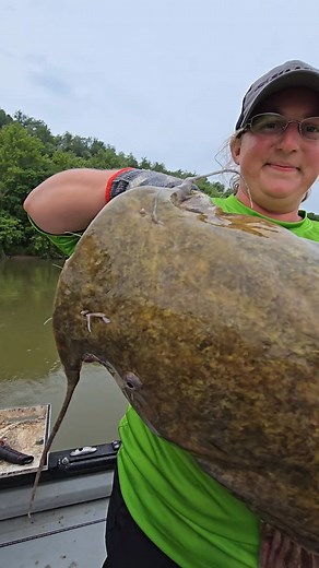 The catfishin duos our name , catching flatheads is our game! The catfishing duo guide service LLC #SeaArkBoats #boatsbuiltforlife #catchthefever #monsterrodholders #thecatfishingduo #EasyCat #suzuki #MarineMastersTrailers #hellcatrods #engelscoolers #slimeline #catfish | Justin Conner