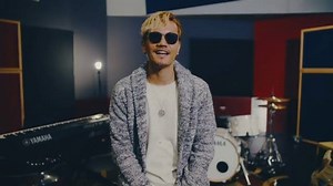 EXILE ATSUSHI番組祭り！ AbemaTV来週末は2夜連続放送！！ ドキュメンタリーとLIVE！！ また最後に放送される IT'S SHOW TIME!!の最新映像もお楽しみに！！ 全国11都市24公演、約30万人を動員したソロとしては初となる アリーナツアー『EXILE ATSUSHI LIVE TOUR 2014 "Music"』 ”LIFE 2”は、その舞台裏を描いたドキュメンタリーである。 一公演一公演、愛、願いを込めて音楽を届けるATSUSHIさん、 EXILEのLIVEにも無かった ATSUSHI自身が初めて経験する異変。 自分の体がどこまで持つのか？ それでも、みんなの待つステージへ・・・ そして、迎える最終公演・・・ その裏では何が起こっていたのか？！ EXILE ATSUSHIの姿と想いが明かされた ATSUSHI自身が語る壮絶ドキュメンタリー！”LIFE 2” AbemaTV Documentaryチャンネル 2月11日（土）よる11時 『EXILE ATSUSHI ドキュメンタリー ”LIFE 2”』 見逃さないための視聴予約はこちら http://bi