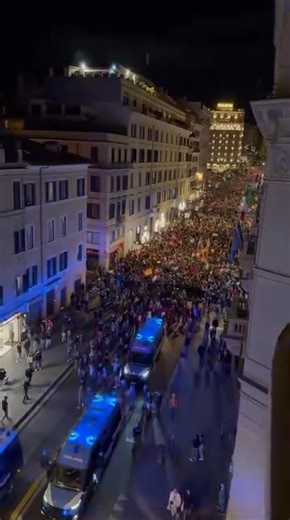 l'Italia sa da che parte stare. Video dal corteo di Roma | Gaza FREEstyle