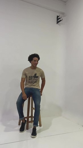 A serious case of awkward hands & poses? Don’t worry we got you! Here are 3 easy yet effective poses for you try & achieve your confidencelet us you know in the comments your fave pose!!#mezoratalents #reel #poseideas #tipsandtricks #fashionreel #modelingagency #internationalmodelingagency #modelhunting #modelmanagement #mumbaimodels#internationalmodel #indianmodels #modelshoot #talentrepresentation #modelscout #fashionphotography #fyp | Mezora Talents