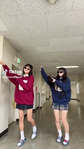 この厚手パーカー色違いで着たら大優勝だった🥇 これは@That’s life 様のなんだけど沢山のバリエーションあるから、冬のパーカー選びに悩んでる人はチェックするべき🩵 #ad #pr #06 #ljk #おすすめ