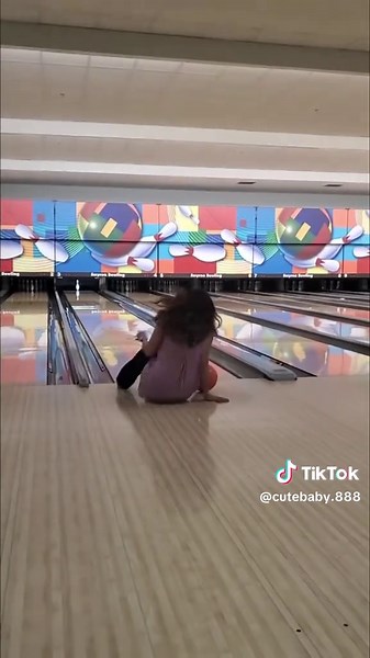 Bowling Fails Compilation: Hilarious Moments Caught