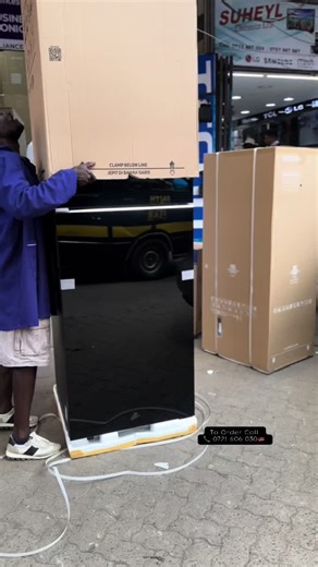 Samsung Bespoke AI Fridge: Black Elegance