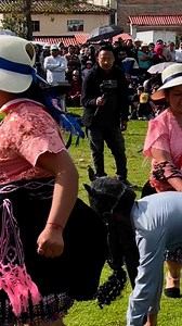 Es de semana y la floreras se activaron al 100 #cumbe #ecuatorino #cuenca | PILAS TADAY