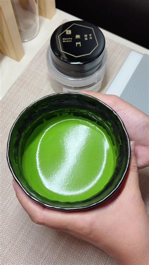 when the microfoam is microfoaming ⸜(｡˃ ᵕ ˂ )⸝♡ (ratio in the video!) #matcharatio #matchamicrofoam #creamymatcha #horiishichimeienmatcha #fyp