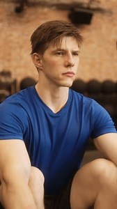 Man Blue Shirt Using Rowing Machine Stock Footage Video (100% Royalty-free) 3902657481 | Shutterstock