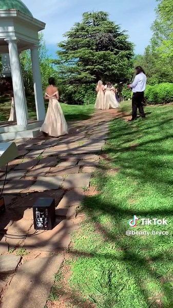 Me playing Eternally Yours - @Motionless In White on piano at @narkdia69 @Slim ‘s wedding @Chris Motionless @RyanMIW @Justin Morrow @chenzomauro @fearlessrecords @Roadrunner Records Ive been offline for a while practicing this and the other song that nobody got on video lol but thank you guys so much for letting me get emo as hell with our walkout I love you!! ❤️❤️❤️ #arrangement #composer #cover #music #musician #acoustic #acousticcovers #acousticcover #classicalmusic #classicalmusician #riff #