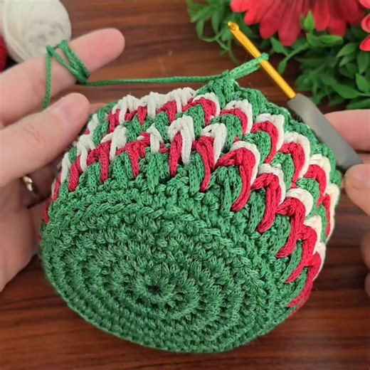 Super Easy Crochet Hook Holder Useful Organizer Pouch | Perfect Gift & Sell Idea #crochet #crochetersoftiktok #handmade #diy #millacrochet @Milla Crochet @Milla Crochet @Crochet my Hobbies