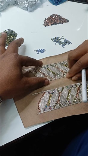 New sampling woman sandl👠 #New #sampling #woman #sandl👠 #reelsfacebook #gift #ChristmasGift #socialmedia #bollywoodmusic #skfootwear | Sk.footwear