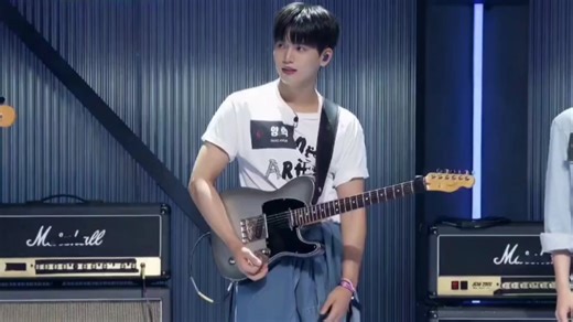 【OMEGA X / 梁爀】梁爀直拍 [STEAL HEART CLUB] Eclipse–《RUN RUN》