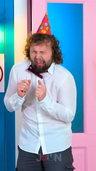 Fresh Breath Fun: The Coolest Electric Toothbrush Challenge! 🦷✨