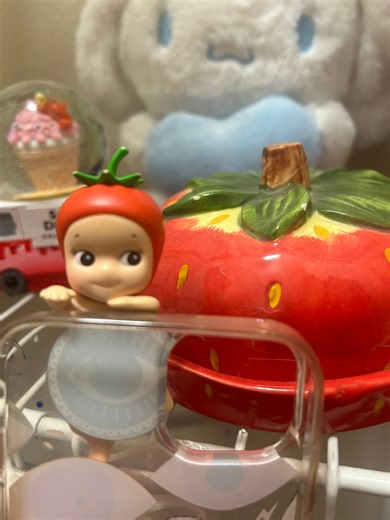 Watch Honest Review of Sonny Angel Hippers Harvest Mini Figure on Amazon Live