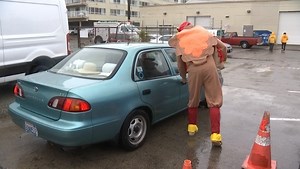 8.1K views · 92 reactions | "It's not the year to take off." -- The Ballard food bank gifted donated turkeys and everything that makes a great Thanksgiving dinner for families in need. | KIRO 7 News | Facebook