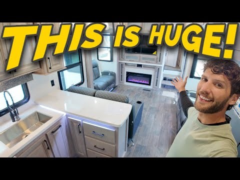The LARGEST RV I have seen in 2024 🤯 Dutchmen Voltage 4225 fifth wheel toy hauler