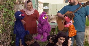 'Sesame Street' is set to launch a show in Arabic to help refugee kids learn, and we can't wait!