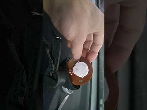 How to replace the instrument cluster bulb of the Smart Fortwo.