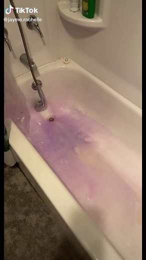 Hair Dye Tub Cleaning Hack with Lysol Toilet Bowl Cleaner