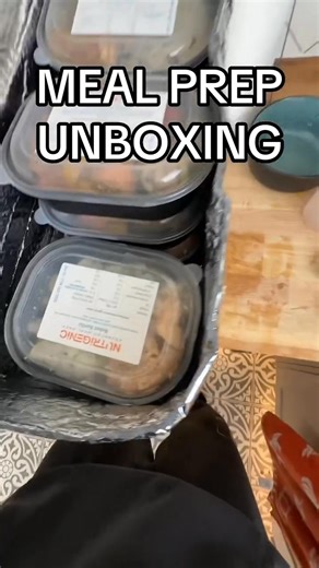 New year. New habits. Make January the month you actually stick to it. Make the switch today and get 40% OFF FREE delivery. Chef-crafted, high-protein meals made from 100% whole foods - no UPFs, no excuses. Ready in minutes and delivered to your door. ⏱️ Reclaim Your Time – skip the shopping, cooking, and cleaning 👨‍🍳 Chef-Crafted for Real Life – big flavour, not boring “diet food” 💪 40g Protein Per Meal – support training, recovery & consistency 🌱 January-Clean Ingredients – zero ultra-proc