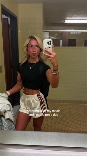 A Day in My Life as a College Bodybuilder