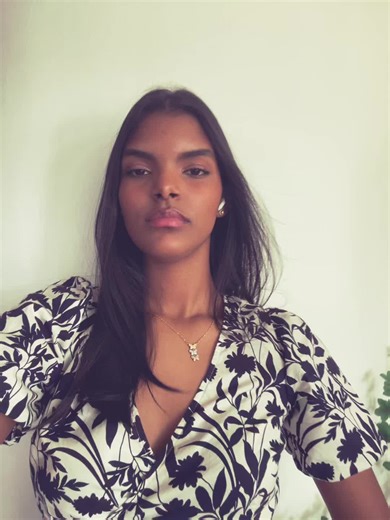 Videos de 🦒 (@__majo15__) con “sonido original - Kriss Xian lyrics - KrisXian”