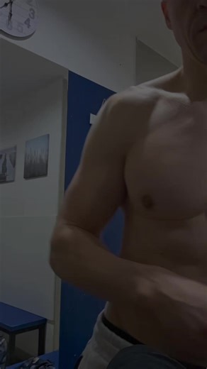 Edin kralj sončnega nabrežja (@peperino_boxerino)’s videos with original sound - M