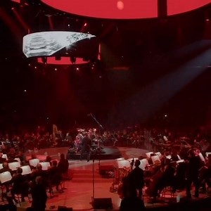🤘 Last month, the SF Symphony rocked out with heavy metal giants Metallica at the new, state-of-the-art Chase Center for S&M2, a celebration of the two groups’ historic concerts & album billed as S&M. Today, that epic concert is coming your way on the big screen! 🎥 Visit metallica.film to find a movie theater near you. | San Francisco Symphony