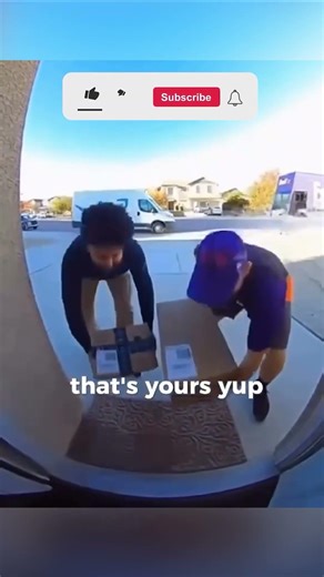 Cool exchange of words between Amazon and FedEx drivers 😂 (🎥: @satis_feed)