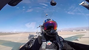 揭秘美军A-10“疣猪”攻击机的执飞流程-B-1B枪骑兵-海豚直升机-熟肉