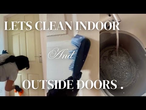 Fast Door Cleaning Tips: the Best Ways to Clean Your Door In A Fast Way.