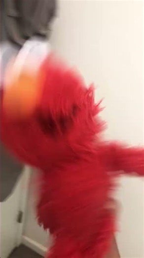 Elmo is trapped! #elmo