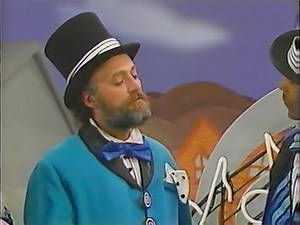 Wee Sing- Kind 3-Buttoned Twirlypop 60p