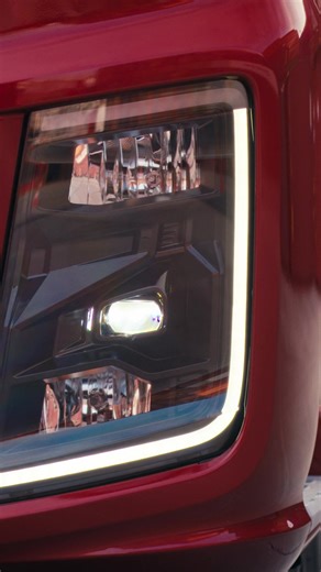 The perfect balance of power, design, and comfort! Discover the NEW F-MAX up close, narrated by Ford Trucks Marketing Leader Aras Arıcan. #FordTrucks #SharingTheLoad #NewCenterofGravity #NewFMAX | Ford Trucks International
