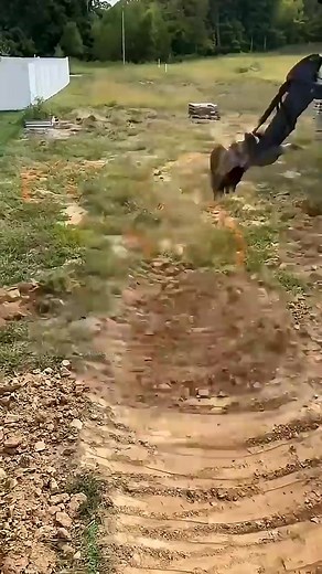 78K views · 326 reactions | Why do Labourers Dig By Hand? 樂 #reel #viral #trend #trendingreels #viralreels #amezingfact #viralpage #Amezing #Amezingreels #fbreels #amezingfacts #viralpost2025Today #trendingreelsvideo2025 #trendingreels #trendingnow #trendingreelsvideo #viralpost2025 #viralreels #viralreelsfbpage #viralreel2025 | Global Key Fact | Facebook