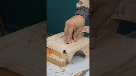 I built a stunning wooden car! 🚗✨