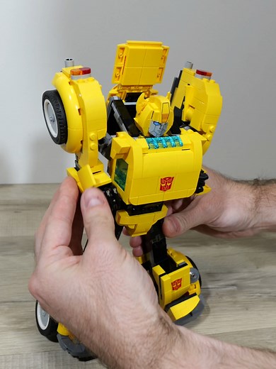 LEGO 10338 Bumblebee Transformation Revealed