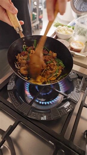 Cooking Char Kway Teow with Shark HydroGo Fan