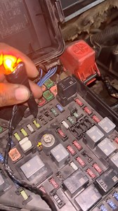 398K views · 4.2K reactions | How to check and remove burn fuse #viralreelschallenge2025viralreelschallengejaiviralreelschallengeviralreelschallenge #viralpost2025 #viralreelsfacebook #fixingcars #viralreelschallenge #mechanic #tipsandtricks | Auto Care | Facebook