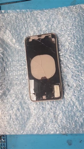 How we change your iphone smashed back glass #iphone #repair #foryou #back #glass