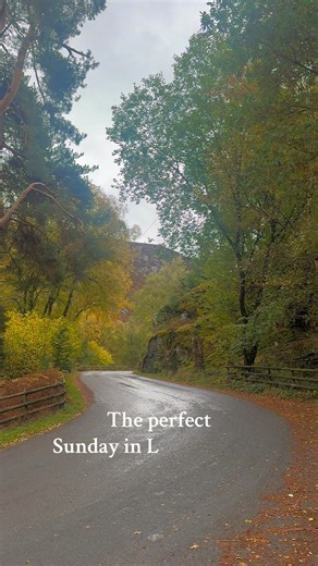 Sax up your Sundays this weekend! 🎷 Emily Woods Music will be back with her outstanding musical talents whilst you enjoy one of our roasts in our award winning Plumes restaurant 🍁 Book in today to avoid disappointment! ✨ P.S. Funk It Up Motown Days are still on, so make sure to head on down Saturdays 1-6pm 🙌 #Ludlow #letsgoludlow #Shropshire #visitshropshire | The Feathers Hotel, Ludlow